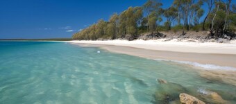 Escape to a private boutique retreat on South Stradbroke Island 