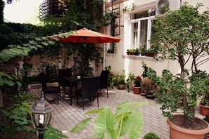 Front of property - Hotel Darchi (Tbilisi)