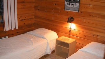 2 bedrooms, iron/ironing board