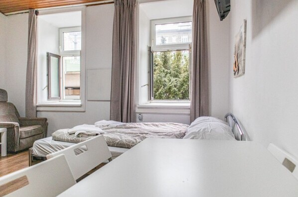 1 dormitorio, wifi, ropa de cama