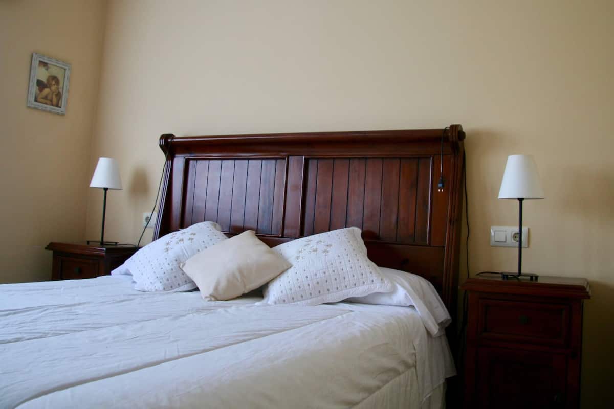 1 chambre, décoration personnalisée, ameublement personnalisé