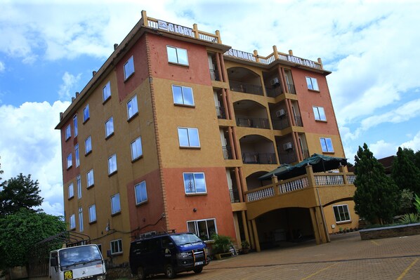 Front of property – evening/night