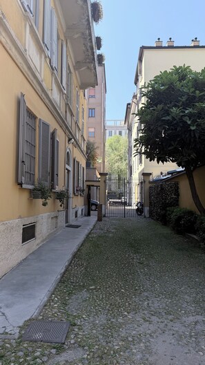 Exterior - Loft in downtown Milan, cozy, quiet 15 minutes from p.zza Duomo. (Milano)