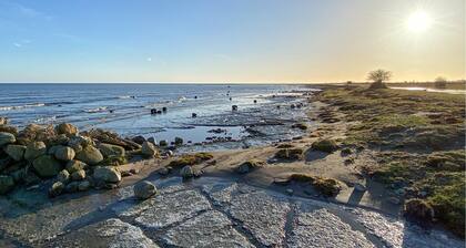 2 bedroom lovely home in Degerhamn