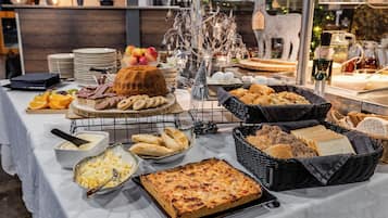 Desayuno continental incluido todos los días