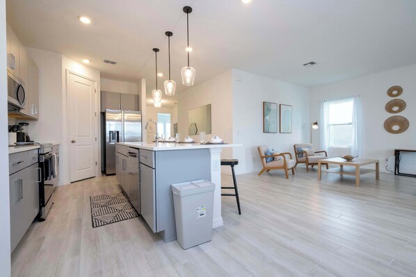 Image sans description, 1 de 93, bouton