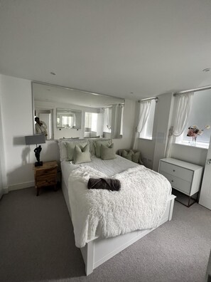 Appartement | 2 slaapkamers, een strijkplank/strijkijzer, gratis wifi, beddengoed