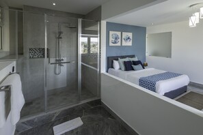 Standard-Doppelzimmer, Balkon | Badezimmer