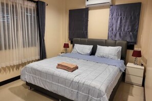 2 chambres, fer et planche à repasser, accès au Wi-Fi (inclus)