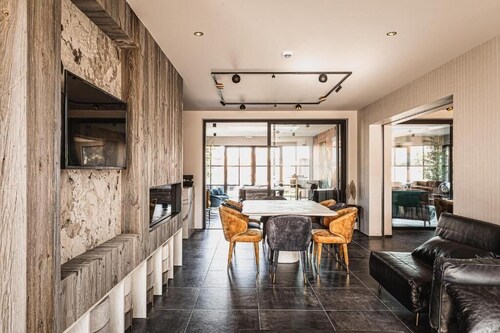 Stay Charmed ! Splinternieuwe, Charmante Vakantiewoning!