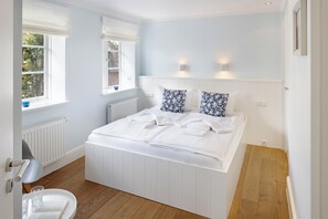 3 Schlafzimmer, BĂŒgeleisen/BĂŒgelbrett, kostenloses WLAN, BettwĂ€sche