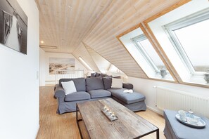 TV, DVD player, ping pong, books - Herzlich Willkommen im Ferienhaus Albatros (List)