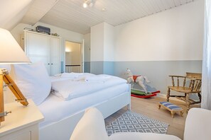 2 Schlafzimmer, Bügeleisen/Bügelbrett, Reisekinderbett, kostenloses WLAN