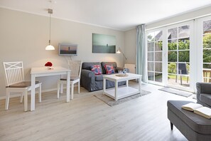 Fernseher, Stereoanlage