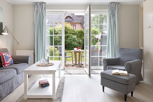 Herzlich Willkommen im Appartement Holte Hüs Hafen