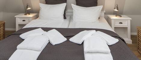 2 chambres, Wi-Fi gratuit, draps fournis