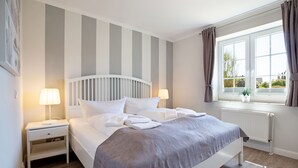 3 bedrooms, free WiFi, bed sheets - Herzlich Willkommen im Appartement Blickfang (List)