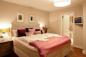 3 dormitorios, tabla de planchar con plancha, wifi gratis y ropa de cama