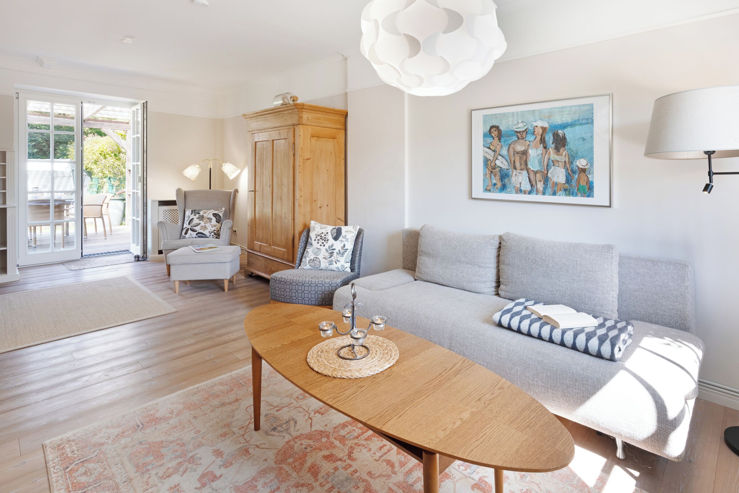 TV, table tennis, stereo