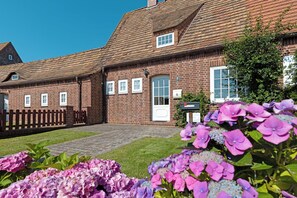 Exterior - Herzlich Willkommen im Ferienhaus Dünenmond (List)