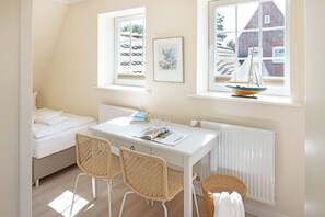 3 bedrooms, iron/ironing board, free WiFi, bed sheets - Herzlich Willkommen im Ferienhaus Dünenmond (List)