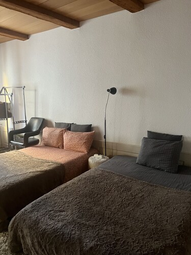 Bienne old town room with kitchen