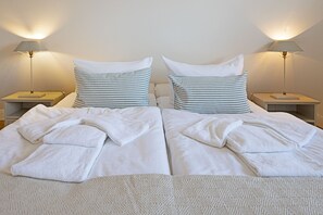 2 bedrooms, iron/ironing board, free WiFi, bed sheets - Welcome to the vacation home "Ferryview". (List)