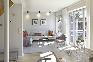 Fernseher, Kamin