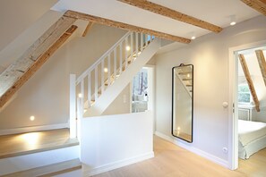 4 soverom, skrivebord, strykejern/-brett og wi-fi (inkludert)