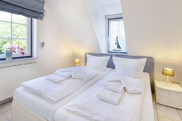 2 bedrooms, desk, free WiFi, bed sheets - Herzlich Willkommen im Appartement Cap Vilano (List)