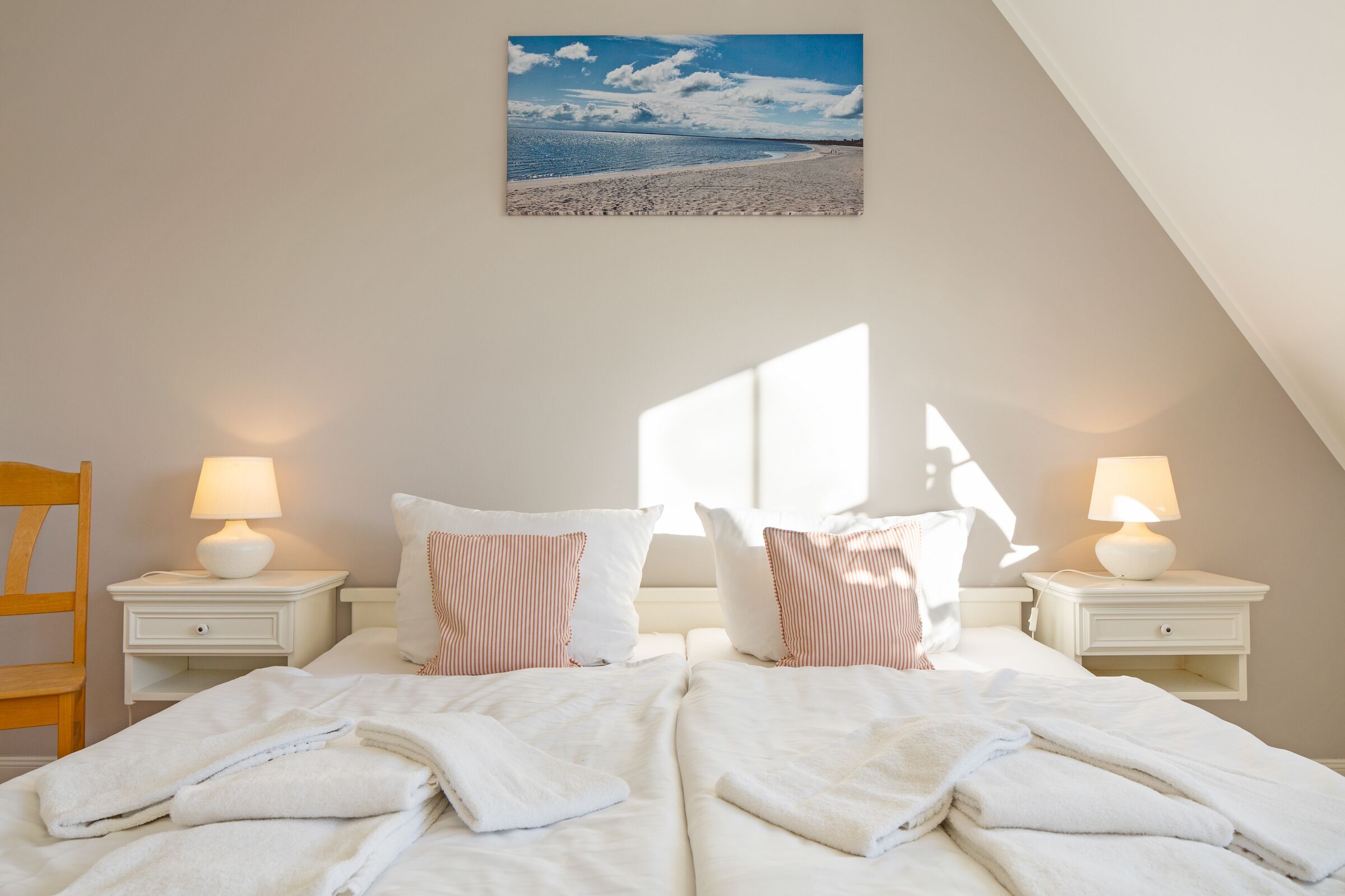 2 bedrooms, desk, free WiFi, bed sheets