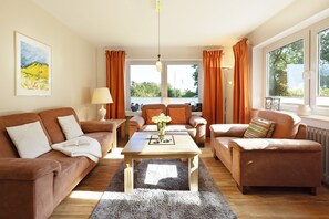 TV, table tennis, books, stereo