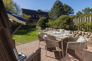 Outdoor dining - Herzlich Willkommen im Ferienhaus Olivia (List)