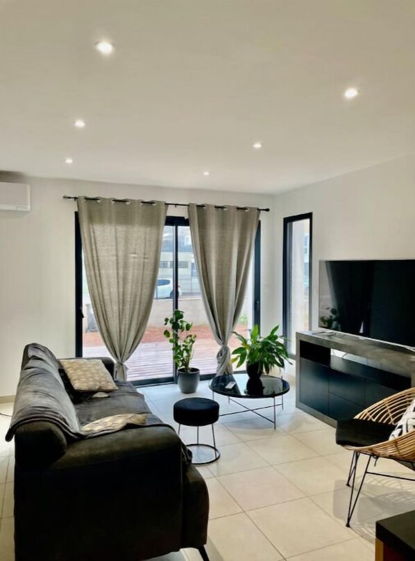 Smart TV - Maison Garons (Garons)