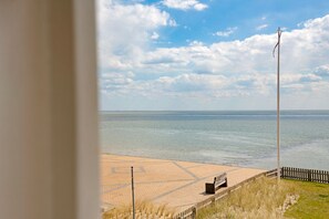 Property grounds - Herzlich Willkommen im Ferienhaus Hobooken Hues (List)