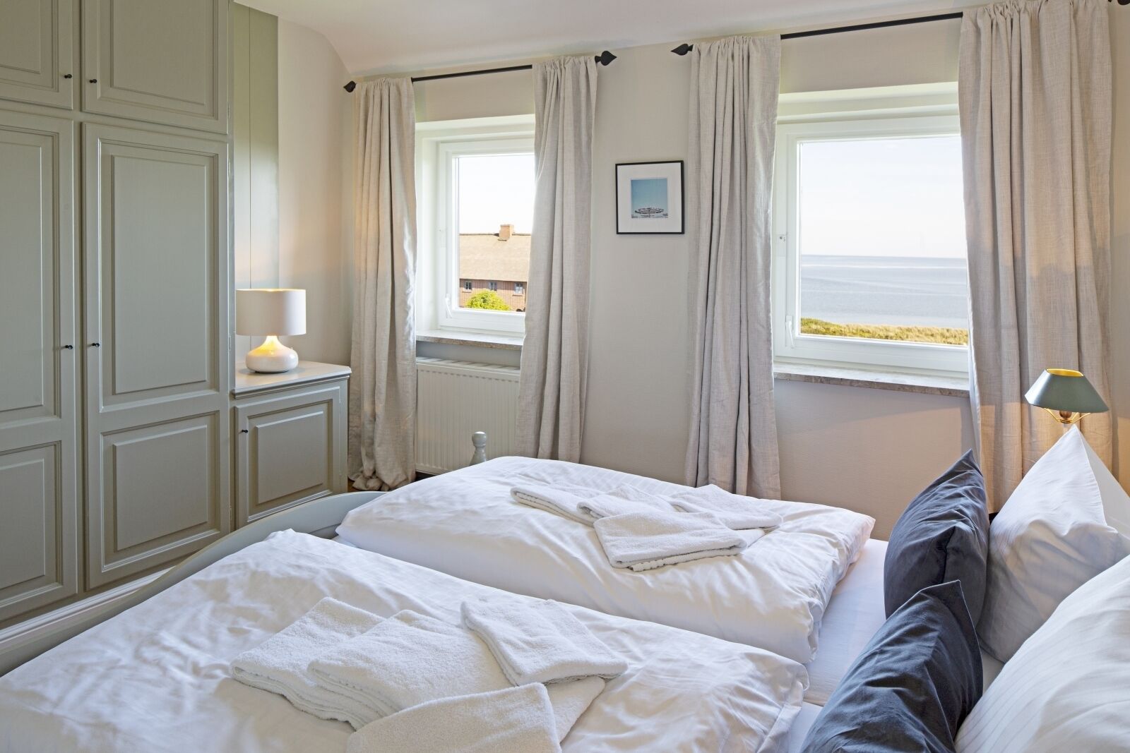 3 bedrooms, free WiFi, bed sheets