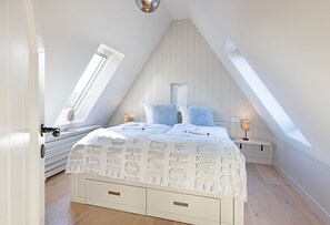 1 bedroom, iron/ironing board, free WiFi, bed sheets - Modernes Appartement im Obergeschoss für Zwei Personen mit Balkon (List)