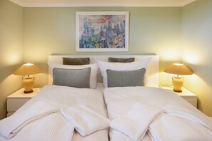 1 bedroom, desk, iron/ironing board, free WiFi - Herzlich Willkommen im Appartement Rosennest (List)