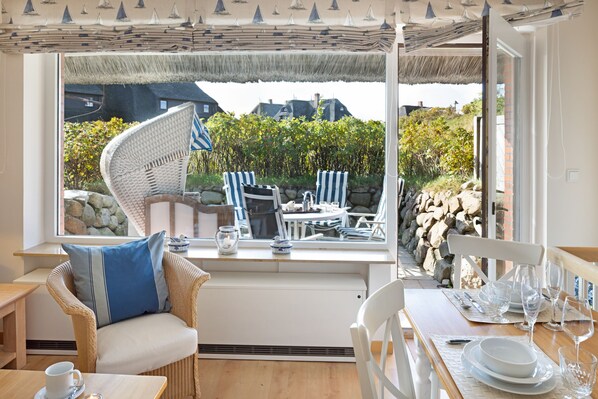 Dining - Herzlich Willkommen im Appartement Rosennest (List)