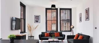 Apt 3, 15 West Street