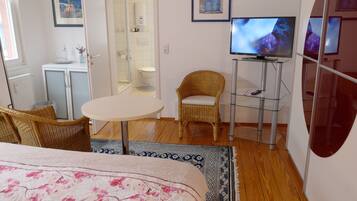 Desk, free WiFi, bed sheets