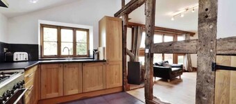 Charming Countryside Barn Conversion