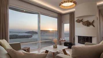 Villa familiar | Área de sala de estar | Smart TV de 43 pulgadas con canales por cable, chimenea y Netflix