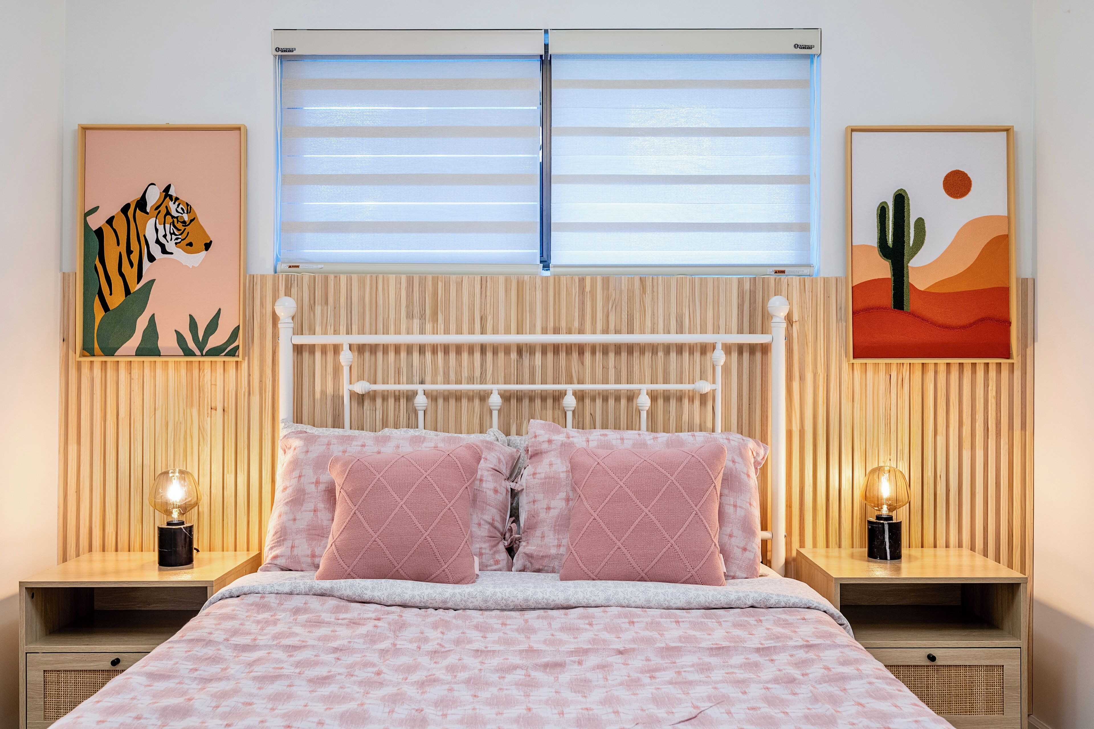 4 bedrooms, desk, iron/ironing board, travel crib