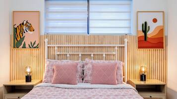 4 bedrooms, desk, iron/ironing board, travel crib