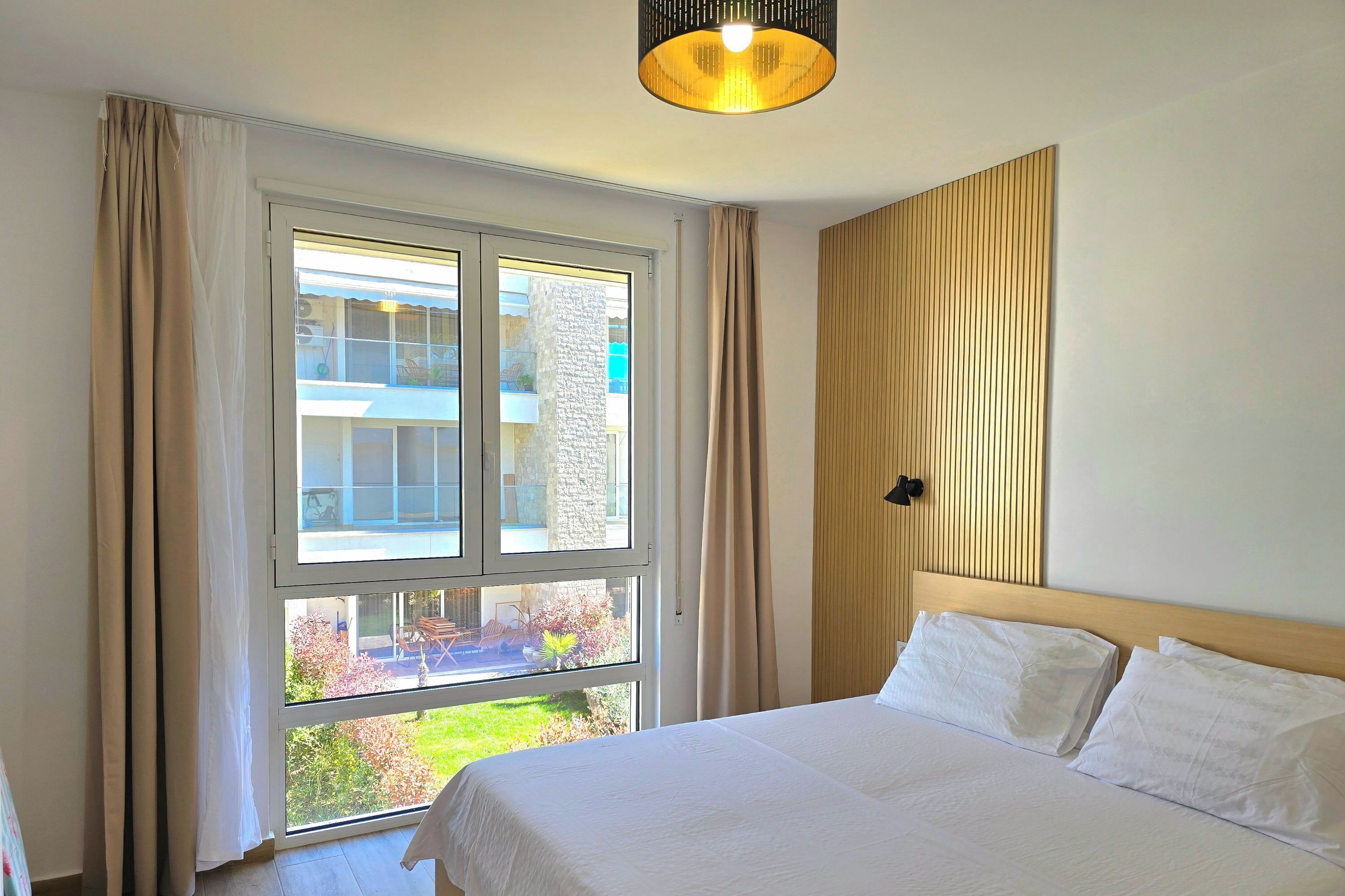 1 camera, ferro/asse da stiro, Wi-Fi gratuito, lenzuola