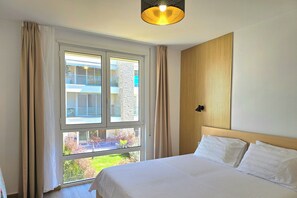 1 soverom, strykejern/-brett, wi-fi (inkludert) og sengetøy