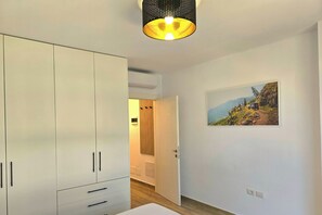 Standard Apartment, Multiple Bedrooms (Beach Haven Hideaway 291) | Interior - Beach Haven Hideaway 291 (Ishëm)