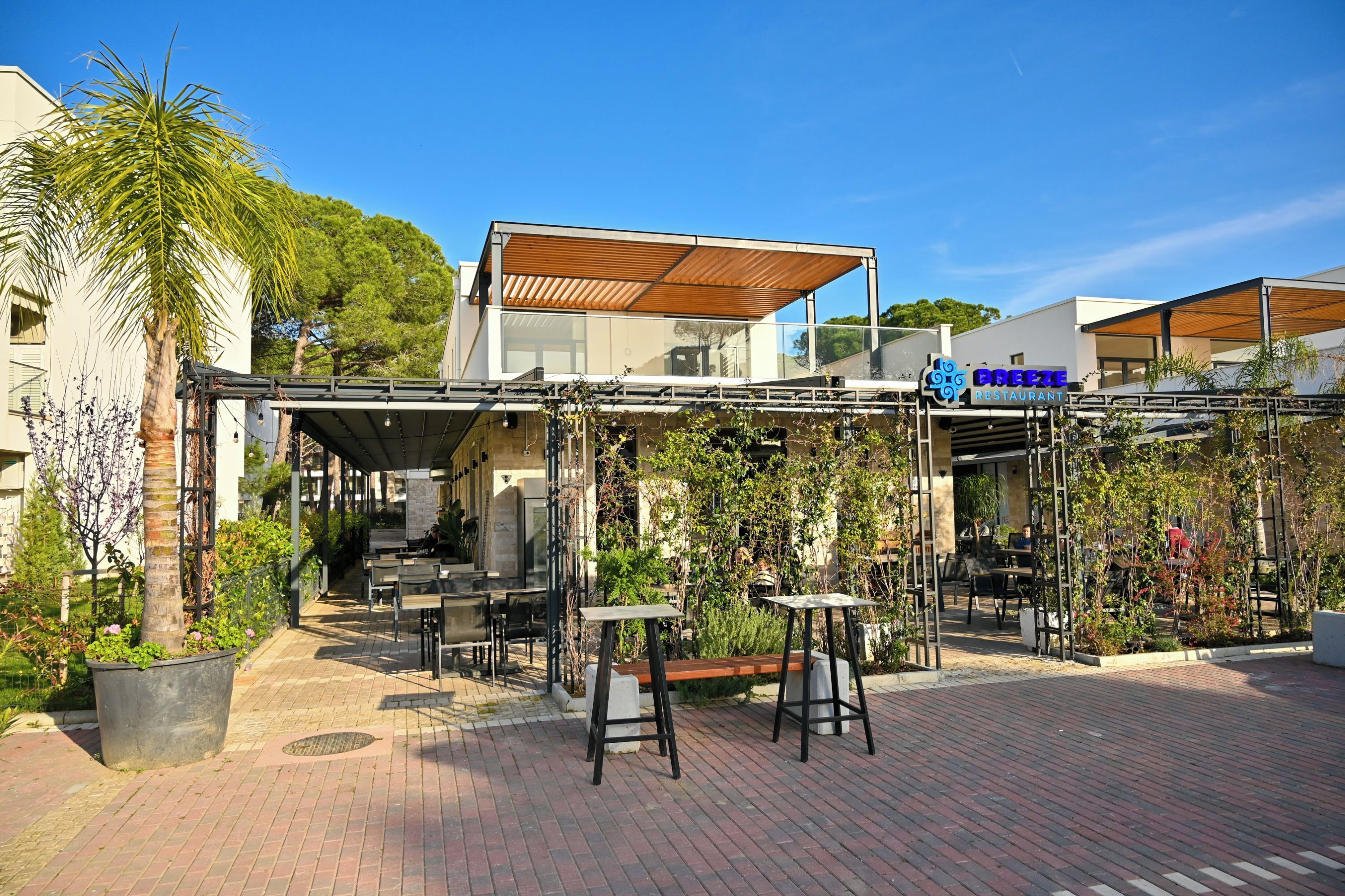 Family Apartment, Multiple Bedrooms (San Pietro Holiday Retreat) | Outdoor dining