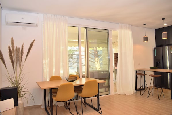 Dining - San Pietro Holiday Retreat (Ishëm)